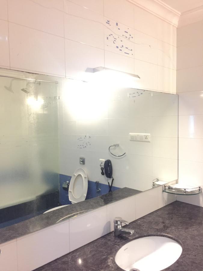 Sea Queen Hotel كاليكوت المظهر الخارجي الصورة