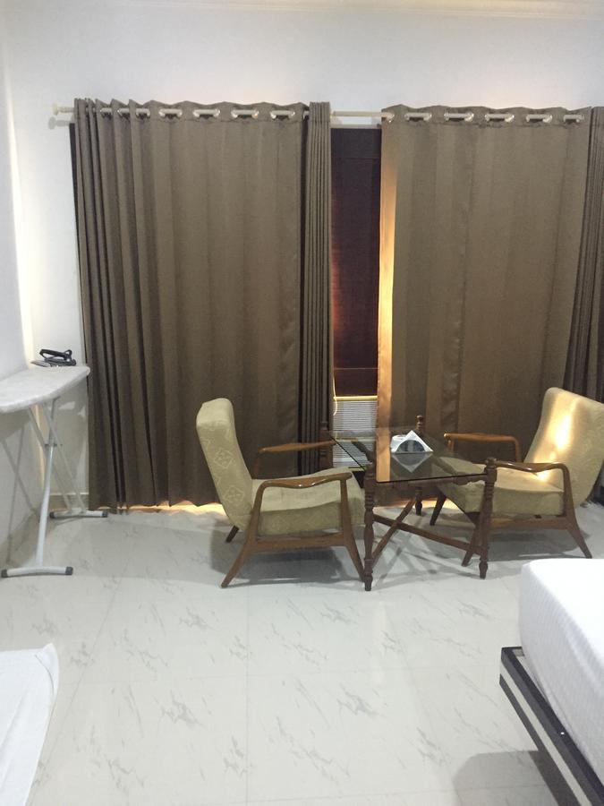 Sea Queen Hotel كاليكوت المظهر الخارجي الصورة